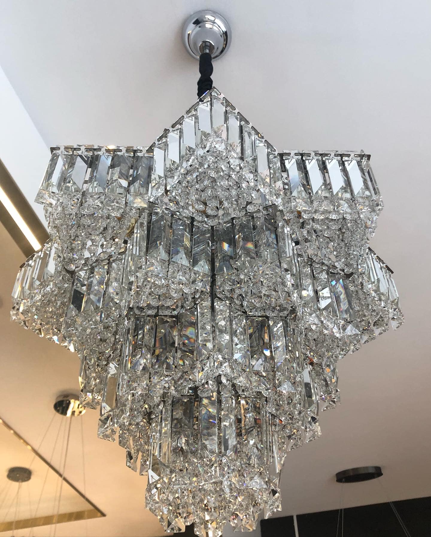 Fashion Star Shaped Chandelier Crystal Ceiling Light Fixture For Small Living Room/ Bedroom Chandeliers Kevinstudiolives