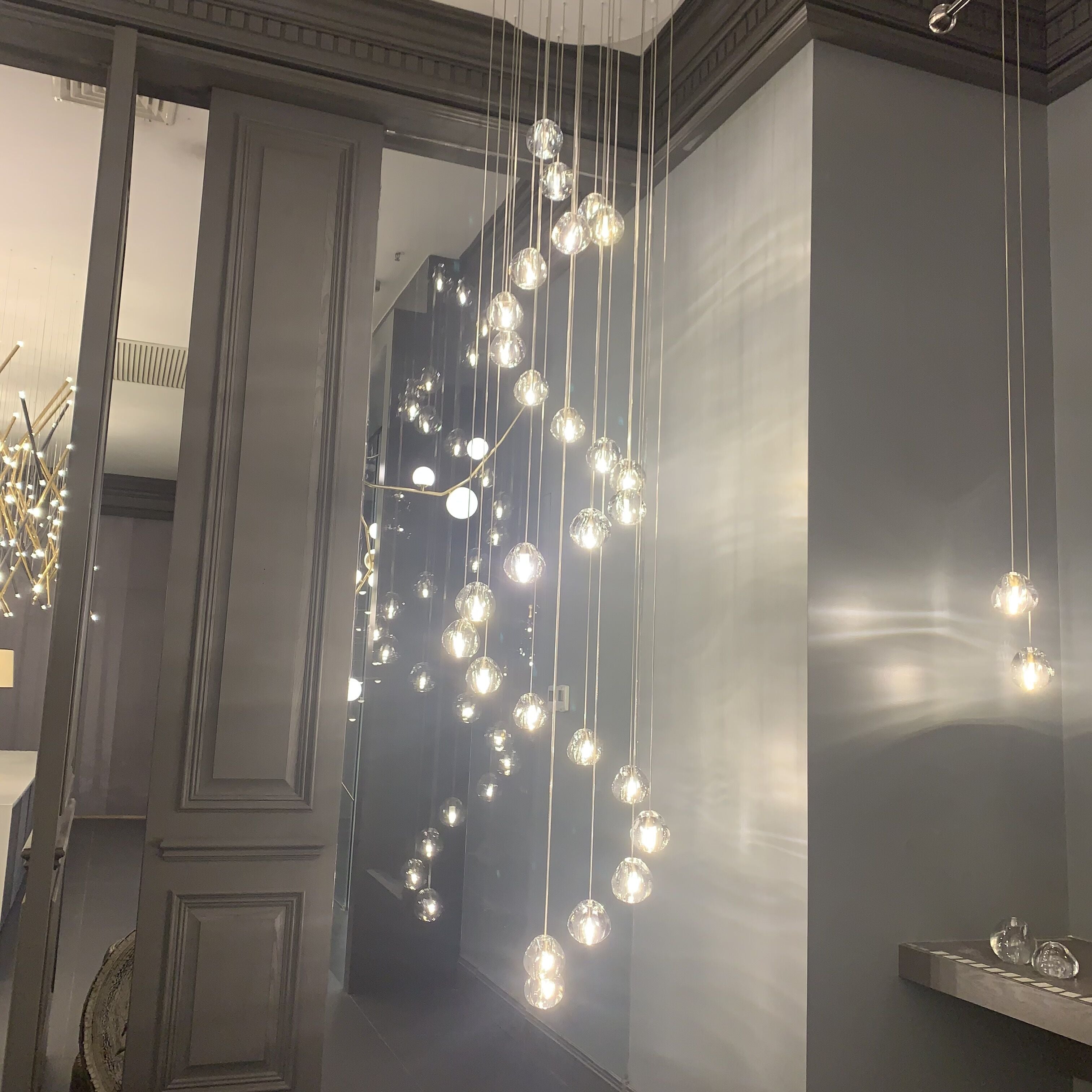 American Cascade Spiral Cherry Crystal Air bubbles Pendant Chandelier for Staircase Chandeliers Kevinstudiolives 5 Lights: H39.4"*D5.9" Warm Light