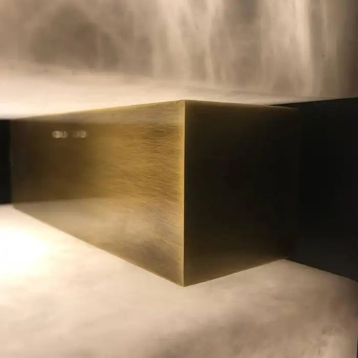 Alabaster Cubes Wall Sconce Kevin Studio