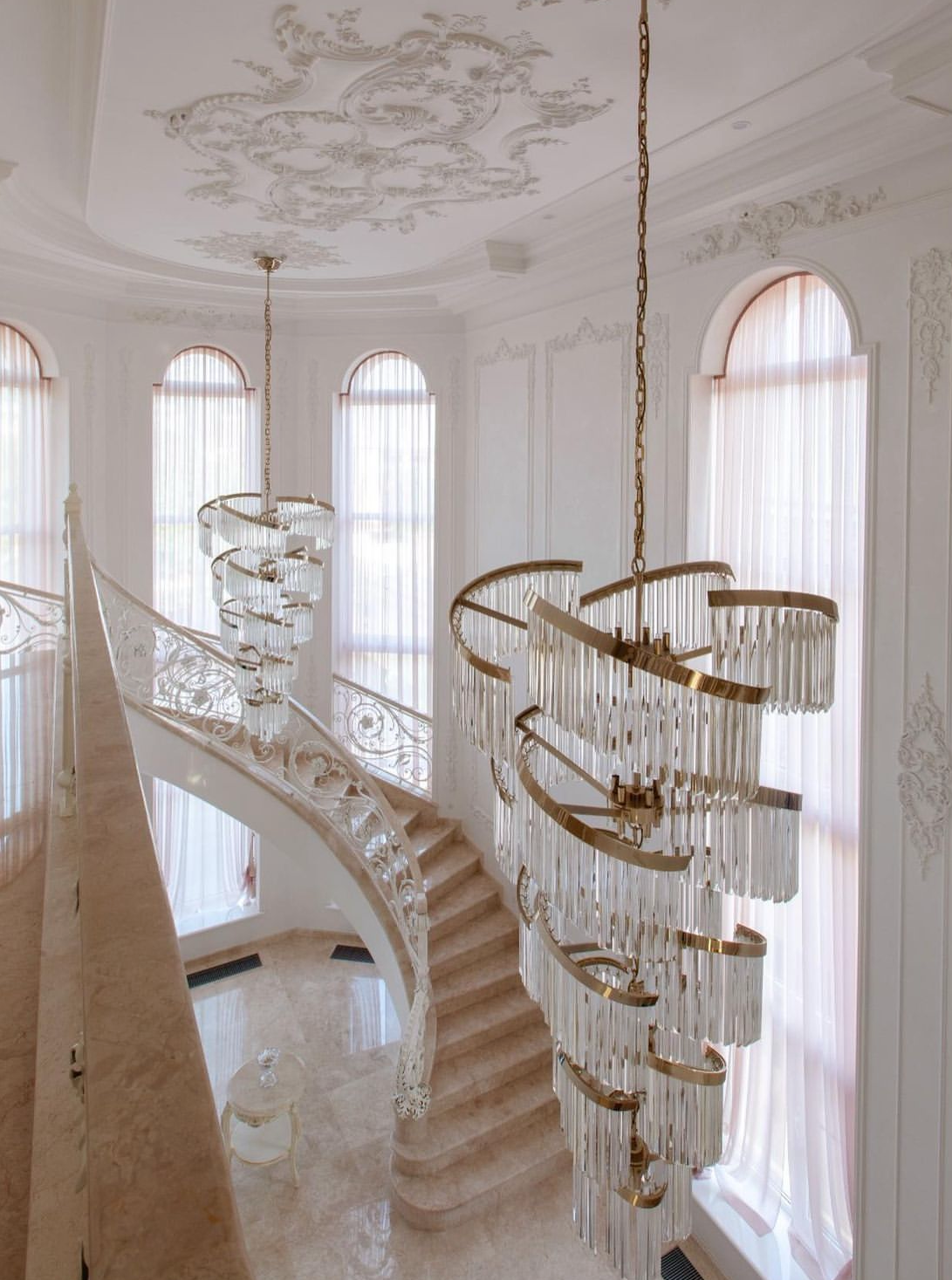 Oversized Modern Designer Creative Multi-tiered Luxury Spiral Crystal Chandelier For High-ceiling Foyer/Entryway/Hallway Chandeliers kevinstudiolives