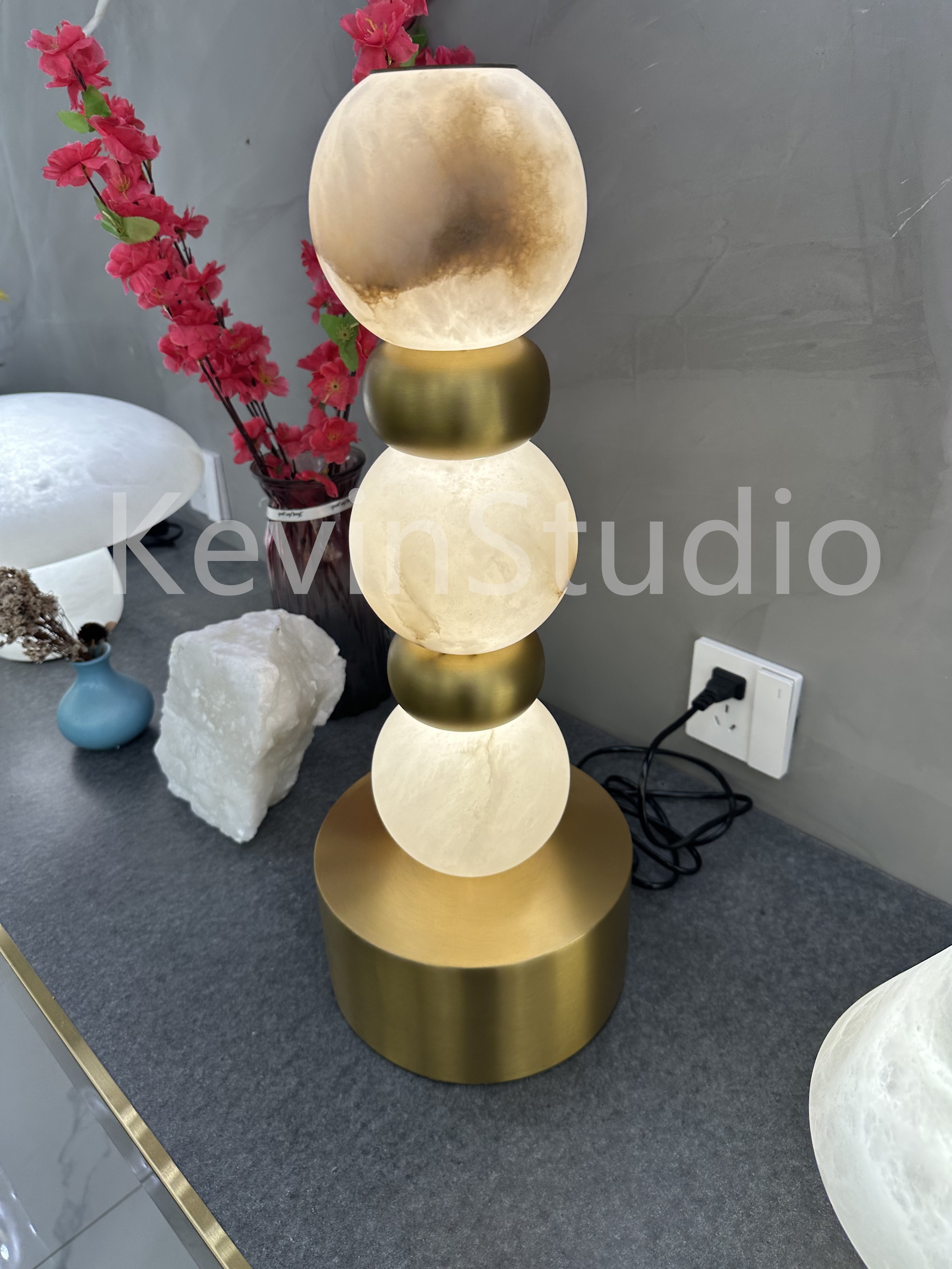 Luna Modern Alabaster Table Lamp, Living Room Bedroom Desk Lamp Table Lamp Kevin Studio Inc   