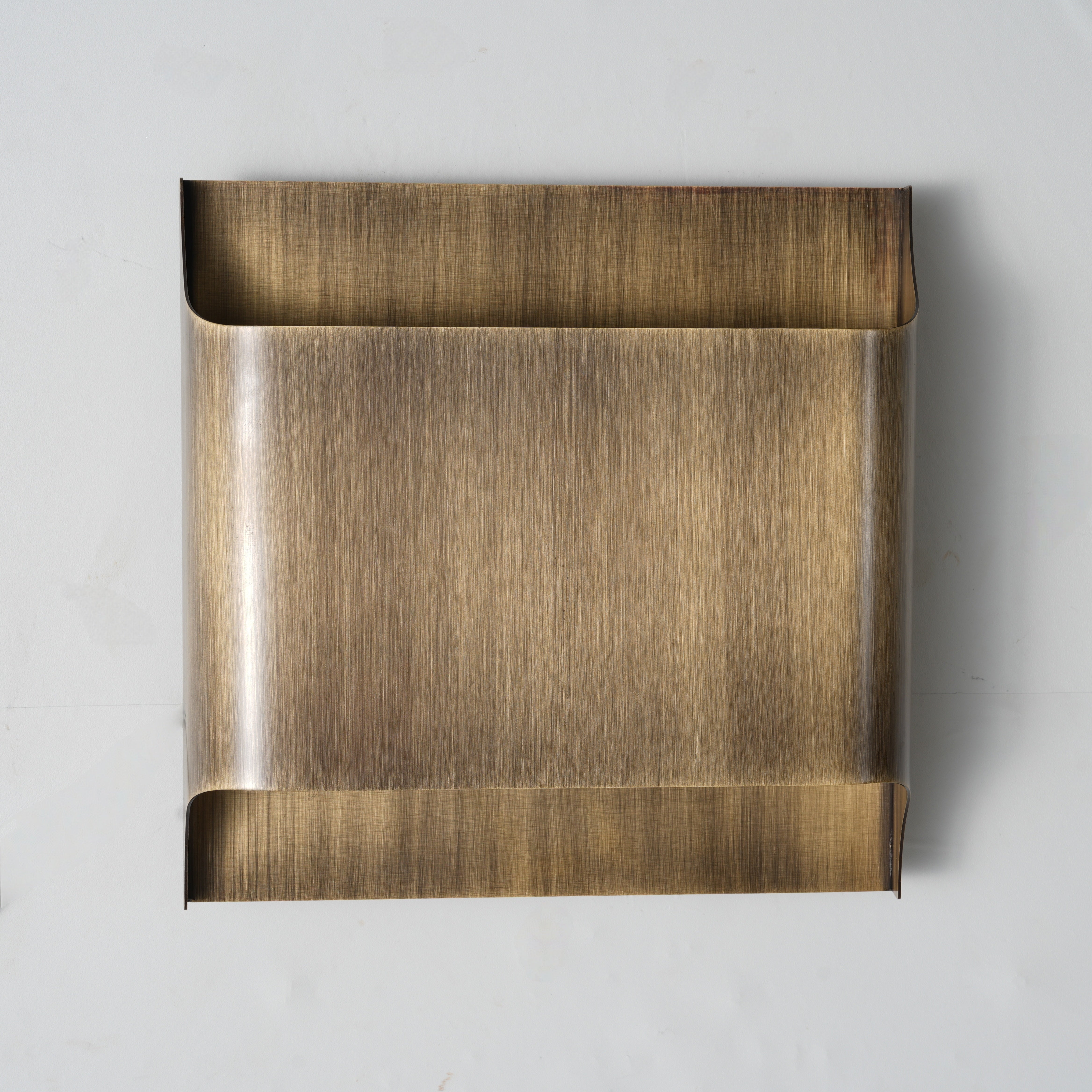 Kesesu Mechanic Brass Wall Sconce
