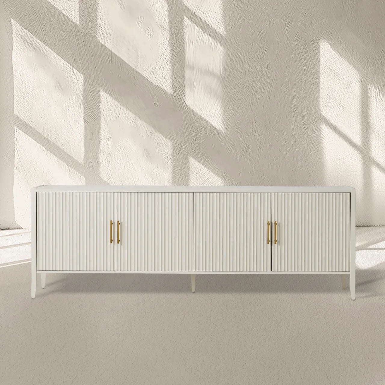 Louis Media Console