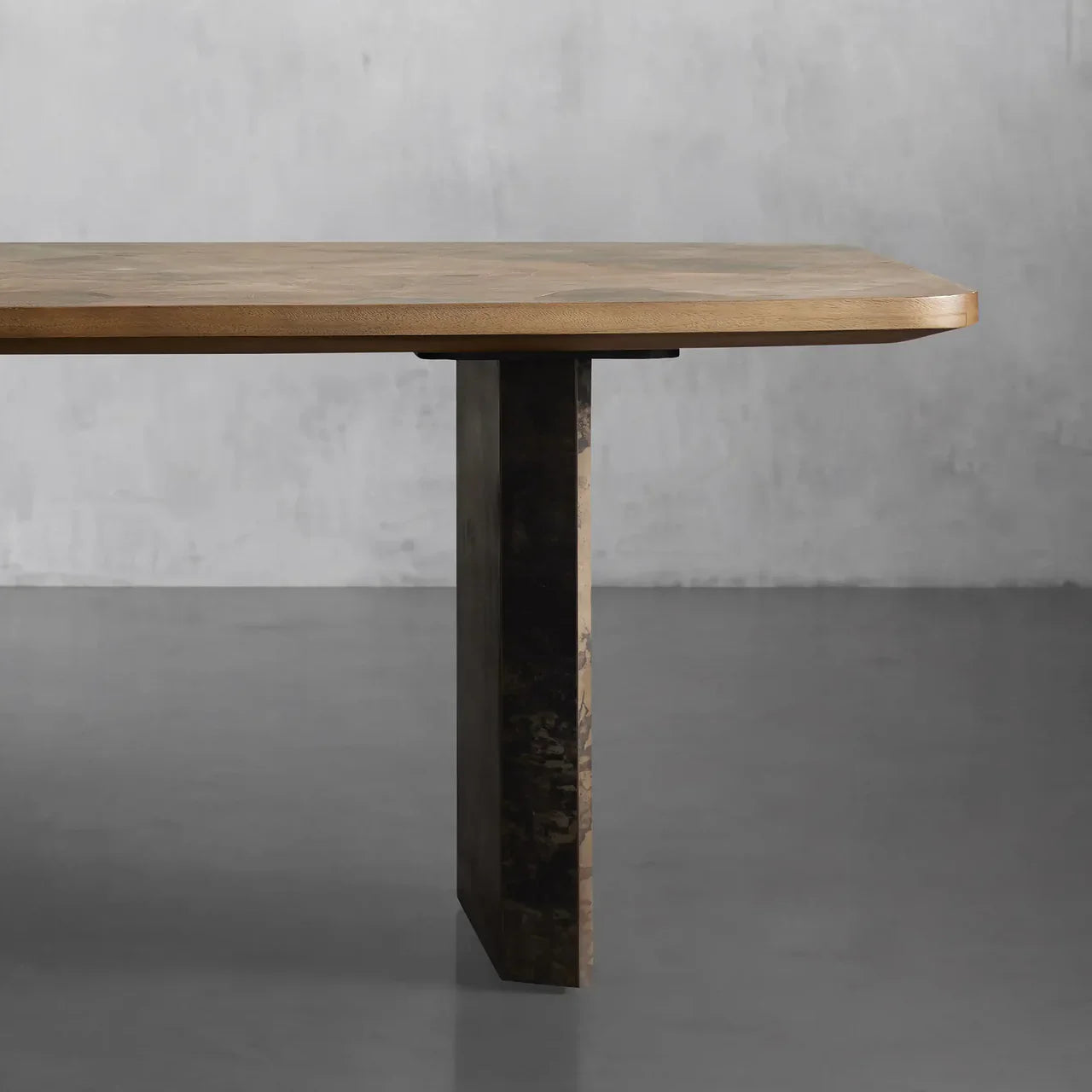 Tango Dining Table