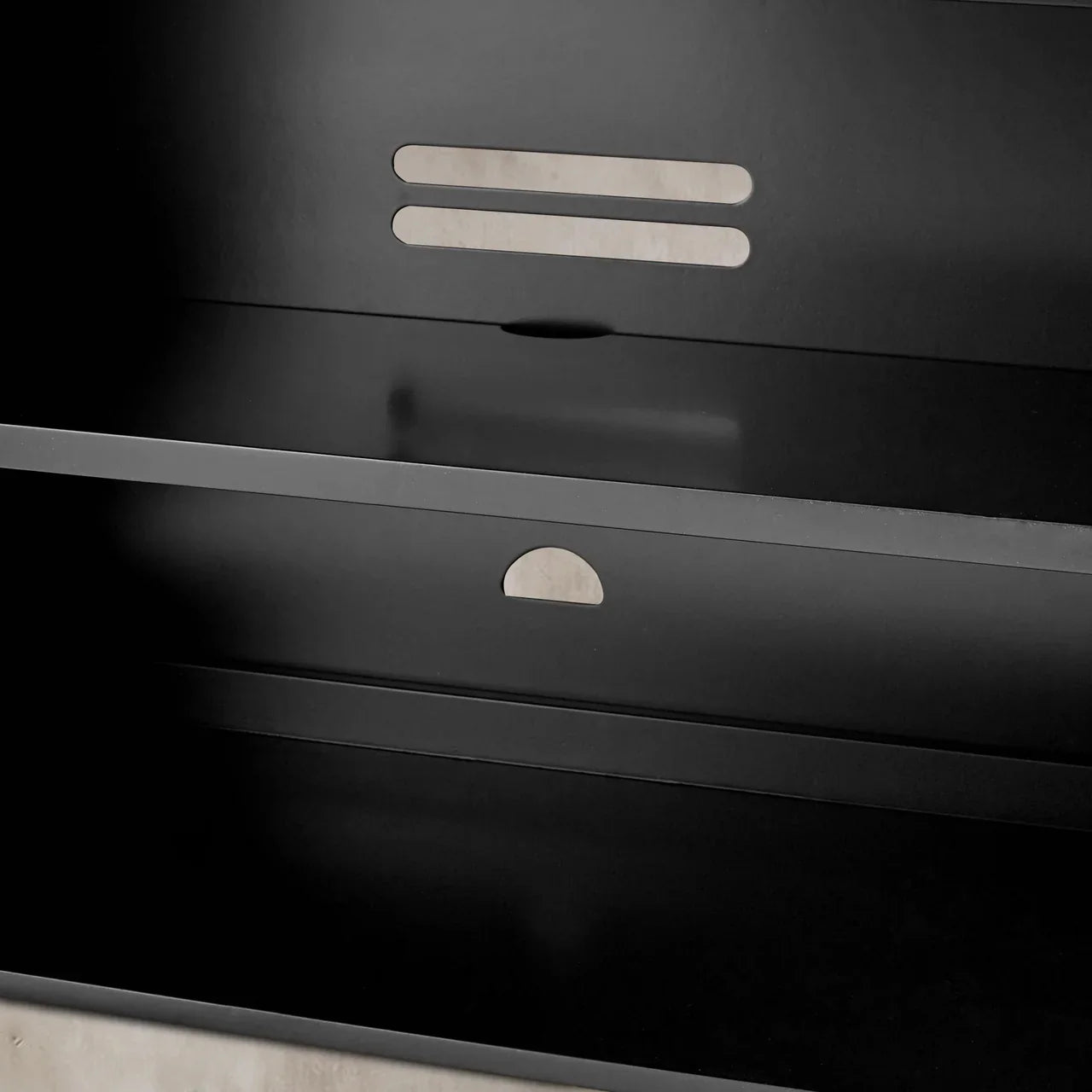 Louis Media Console