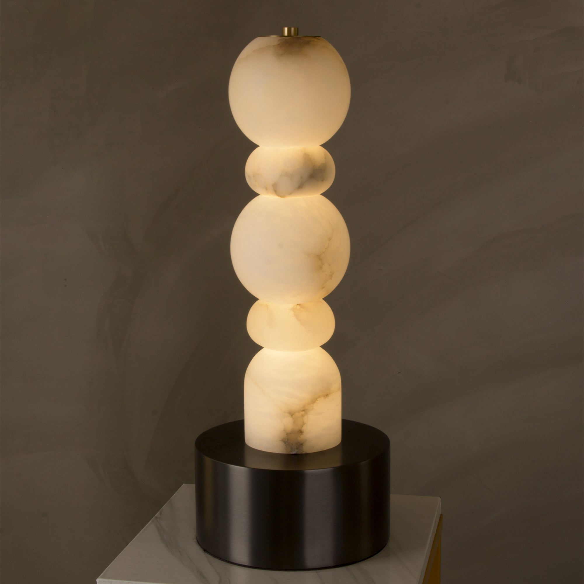 Luna Modern Alabaster Table Lamp, Living Room Bedroom Desk Lamp Table Lamp Kevin Studio Inc   